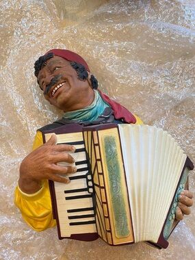 Bossons Colorful Accordion Player Wall Plaque - Yellow, Red, Cream, Teal